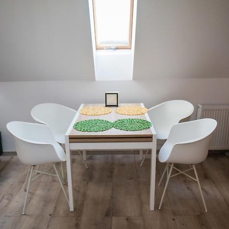 Apartament Uleczka By Rentoom Stary Toruń Eksteriør billede